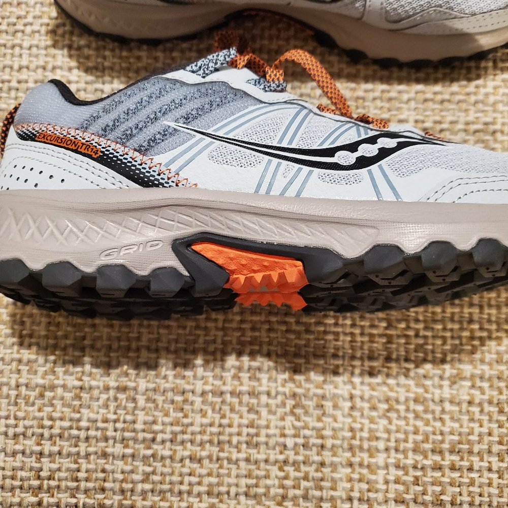Saucony Excursion TR14